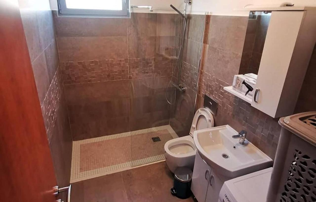 New Luxury Apartments バール エクステリア 写真
