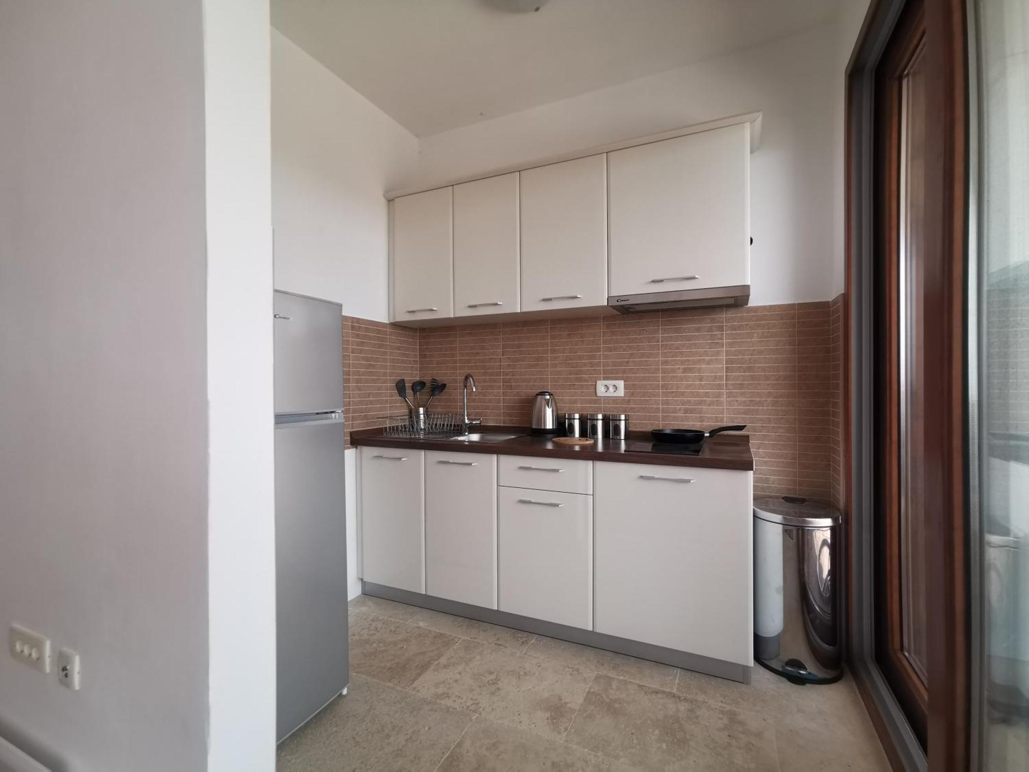 New Luxury Apartments バール 部屋 写真